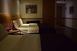 Hotel & Suites La Marquesa