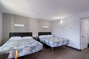 Motel 6 Show Low, AZ