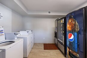 Motel 6 Show Low, AZ