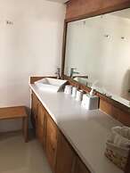 JUUB Acapulco, Exclusive Beachfront Apartment