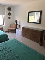 JUUB Acapulco, Exclusive Beachfront Apartment