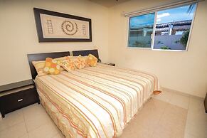 JUUB Luxury 3 Bedroom House at Playa diamante