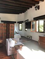 Pet Friendly Casa Studio in the Woods