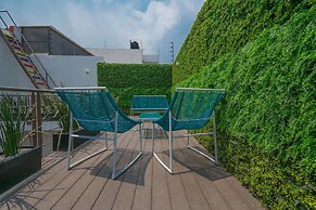 JUUB Colorful, Studio in New Polanco District