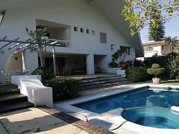 JUUB Exclusive 4 bedroom house at Cuernavaca