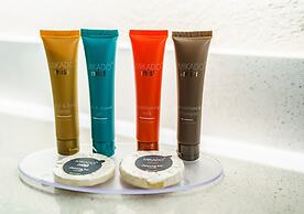 Lx Hotel, BW Signature Collection By Best Western