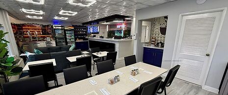 Lx Hotel, Powered by ACW Circle