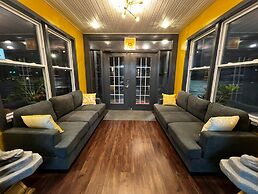 Lx Hotel, BW Signature Collection By Best Western