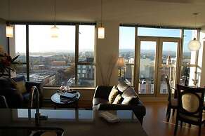 The Emperor at the Juliet