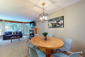 Woodrun Lodge by Whistler Premier