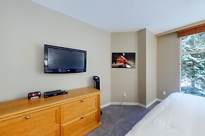 Woodrun Lodge by Whistler Premier