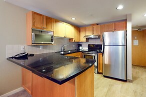 Woodrun Lodge by Whistler Premier