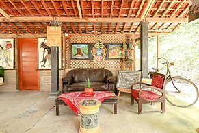 Segajih Central Stay and Education