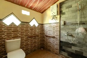 Segajih Central Stay and Education