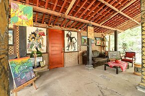 Segajih Central Stay and Education