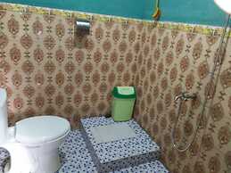 Sutrisno Homestay - Hostel