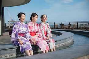 Yokohama Minamimirai Manyo-Club