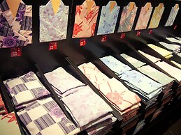 Yokohama Minamimirai Manyo-Club