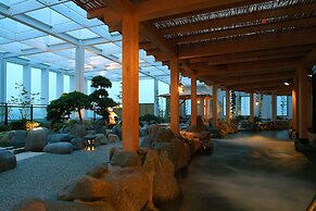 Yokohama Minamimirai Manyo-Club