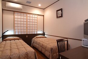 Yokohama Minamimirai Manyo-Club