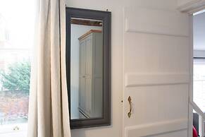 City Center Quiet Hidden gem