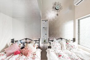 Papillon Paradis Nishi-Shinjuku