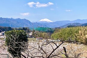 Mitsuba House
