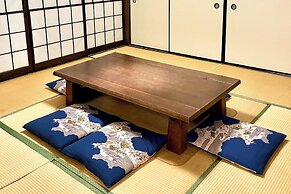 Mitsuba House