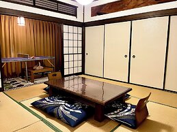 Mitsuba House