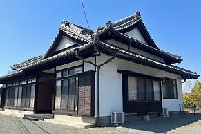 Mitsuba House