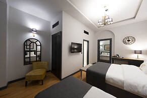 Ferman Port Hotel - Special Class