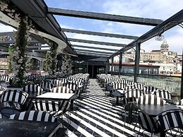 Ferman Port Hotel - Special Class