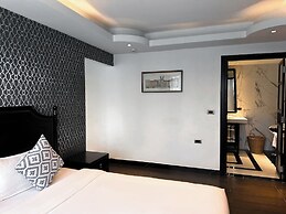Glory Boutique Suite