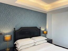 Glory Boutique Suite