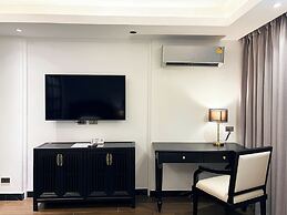 Glory Boutique Suite