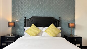 Glory Boutique Suite