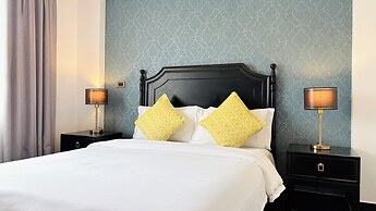 Glory Boutique Suite