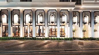 Glory Boutique Suite