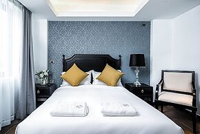 Glory Boutique Suite