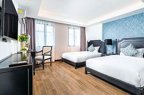 Glory Boutique Suite