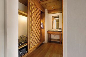 Venice Krabi Villa Resort