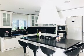 BO090 by Villaofsummer