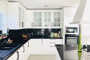 BO090 by Villaofsummer