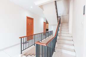 OYO 2364 Cempaka Harapan Indah