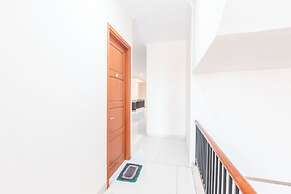 OYO 2364 Cempaka Harapan Indah