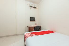 OYO 2364 Cempaka Harapan Indah