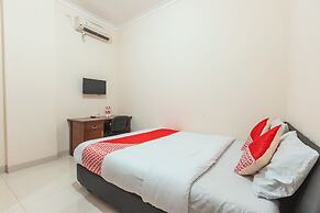 OYO 2364 Cempaka Harapan Indah