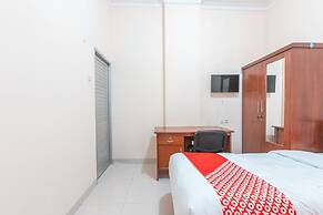 OYO 2364 Cempaka Harapan Indah