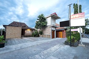 OYO 2380 Alea Guesthouse