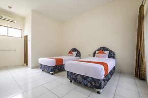 Super OYO 2346 Hotel Padjadjaran 1
